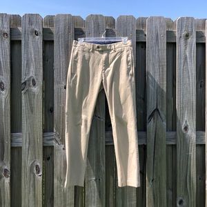 Men’s khaki pants